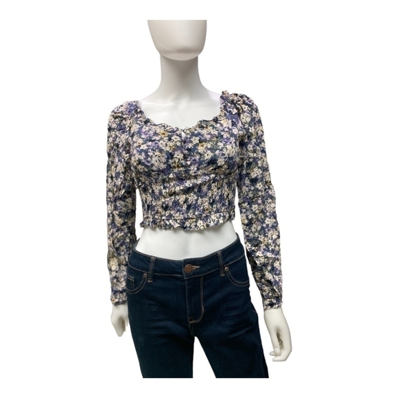 𝅺Elodie Cropped Top - Picture 1 of 6